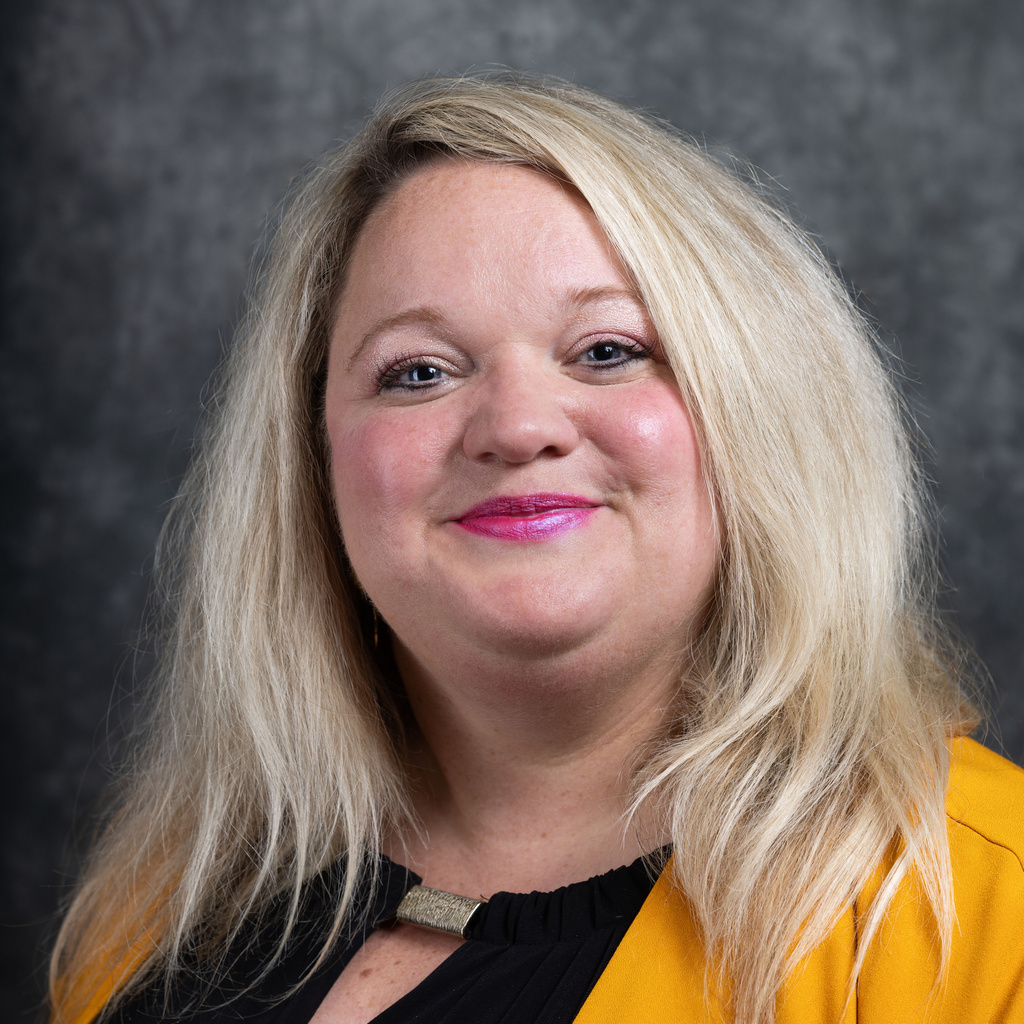 Michelle Gillitzer headshot