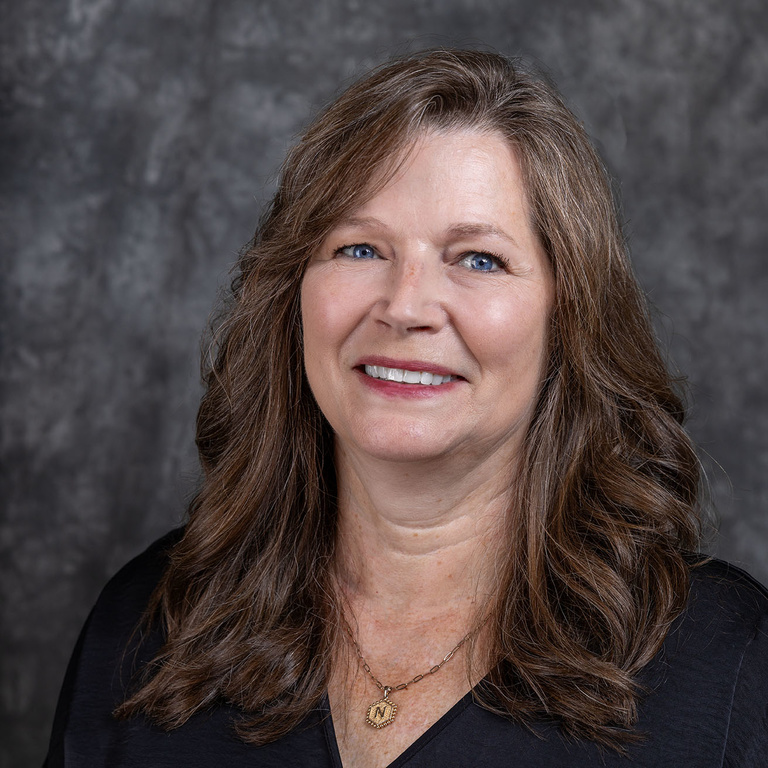Nancy Kroeze headshot